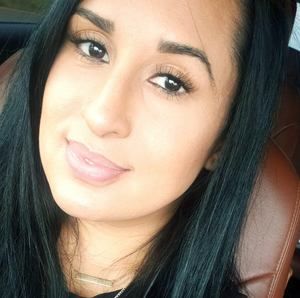 Meet your Posher, Dalila